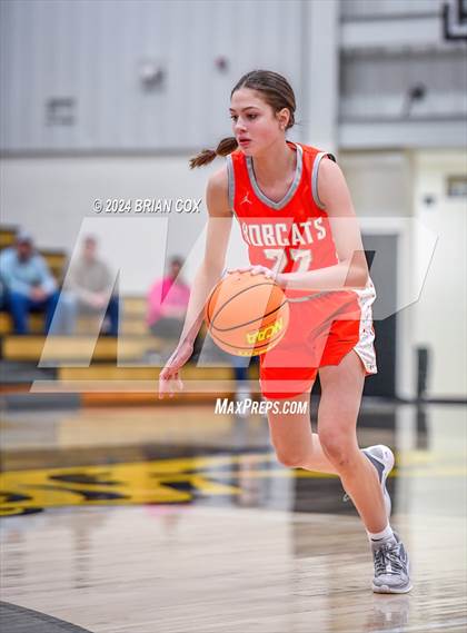 Thumbnail 3 in Walnut Ridge vs Cave City (3A-2 District Tournament) photogallery.