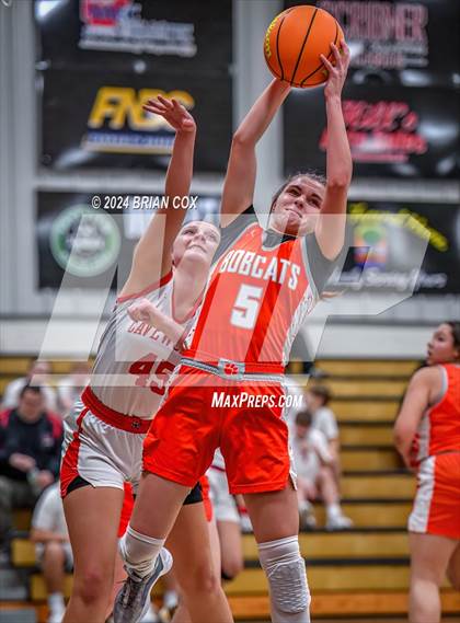 Thumbnail 2 in Walnut Ridge vs Cave City (3A-2 District Tournament) photogallery.