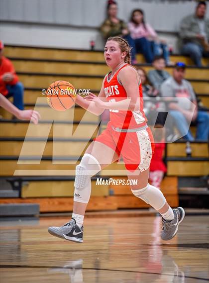 Thumbnail 3 in Walnut Ridge vs Cave City (3A-2 District Tournament) photogallery.