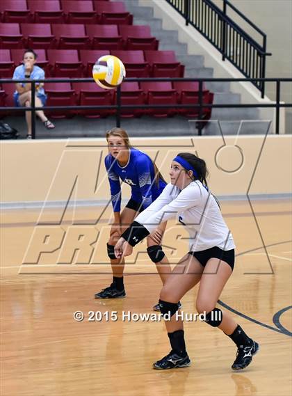 Thumbnail 2 in Nimitz vs Brewer (EMS-ISD Tournament) photogallery.