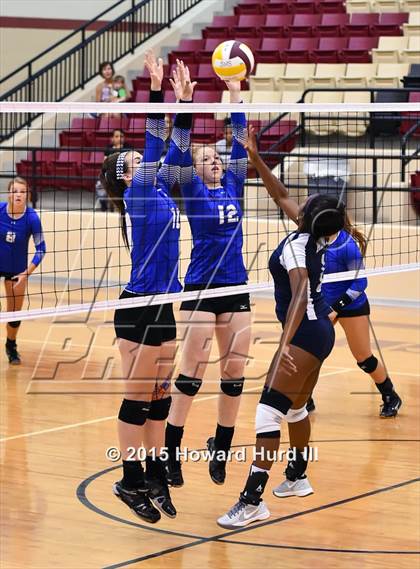 Thumbnail 3 in Nimitz vs Brewer (EMS-ISD Tournament) photogallery.