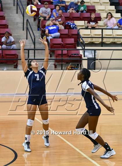 Thumbnail 1 in Nimitz vs Brewer (EMS-ISD Tournament) photogallery.