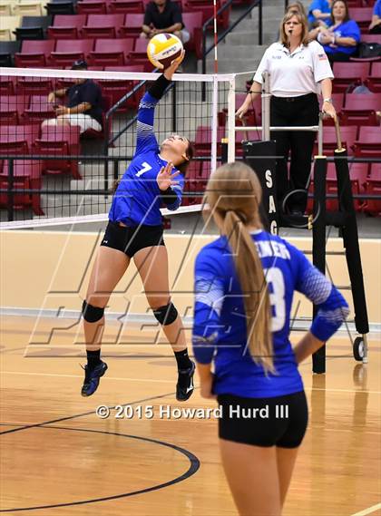 Thumbnail 1 in Nimitz vs Brewer (EMS-ISD Tournament) photogallery.