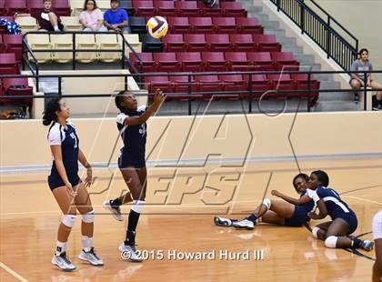 Thumbnail 2 in Nimitz vs Brewer (EMS-ISD Tournament) photogallery.
