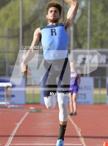 Thumbnail 1 in Sumner vs Rogers photogallery.