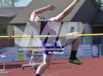 Thumbnail 3 in Sumner vs Rogers photogallery.