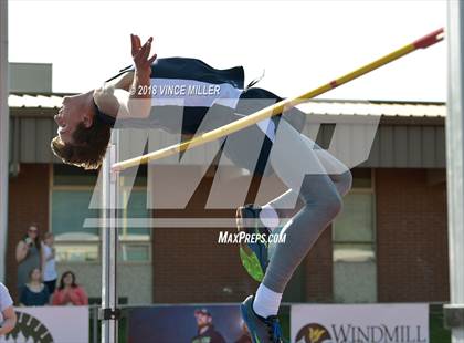 Thumbnail 1 in Sumner vs Rogers photogallery.