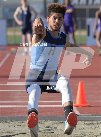 Thumbnail 1 in Sumner vs Rogers photogallery.