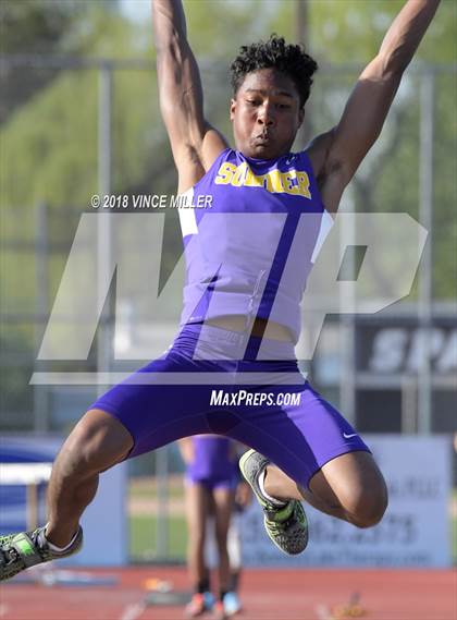 Thumbnail 2 in Sumner vs Rogers photogallery.