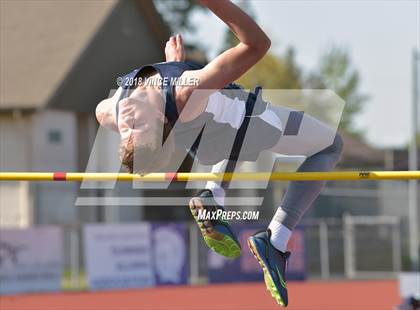 Thumbnail 3 in Sumner vs Rogers photogallery.