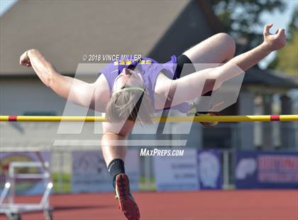 Thumbnail 2 in Sumner vs Rogers photogallery.