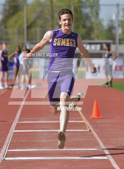Thumbnail 2 in Sumner vs Rogers photogallery.