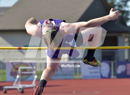 Thumbnail 1 in Sumner vs Rogers photogallery.
