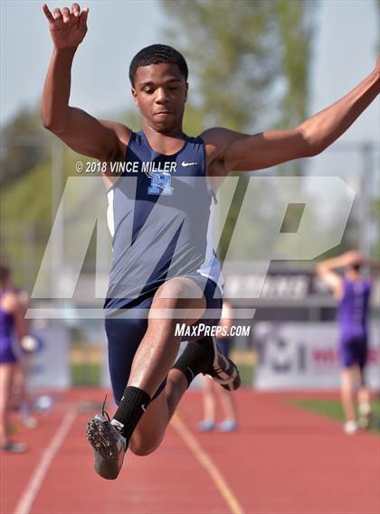 Thumbnail 3 in Sumner vs Rogers photogallery.