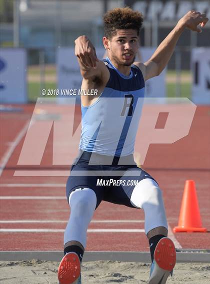 Thumbnail 1 in Sumner vs Rogers photogallery.