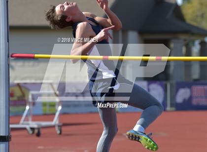 Thumbnail 3 in Sumner vs Rogers photogallery.