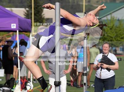 Thumbnail 2 in Sumner vs Rogers photogallery.