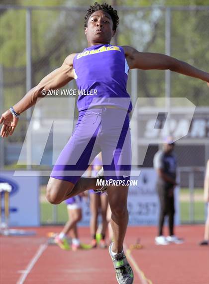 Thumbnail 1 in Sumner vs Rogers photogallery.