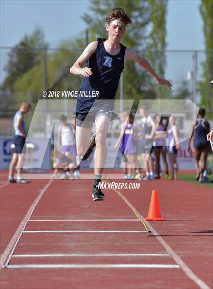 Thumbnail 1 in Sumner vs Rogers photogallery.