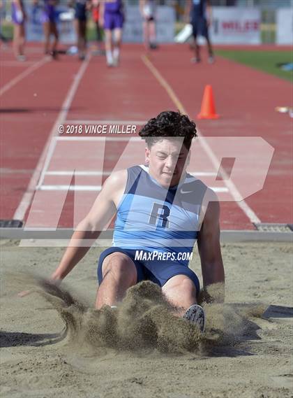 Thumbnail 2 in Sumner vs Rogers photogallery.