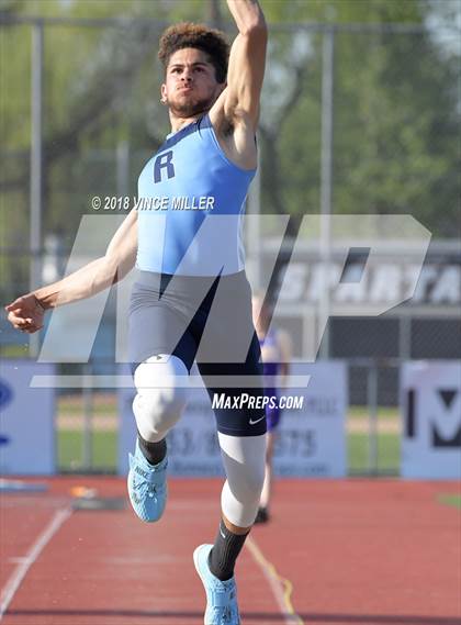 Thumbnail 2 in Sumner vs Rogers photogallery.