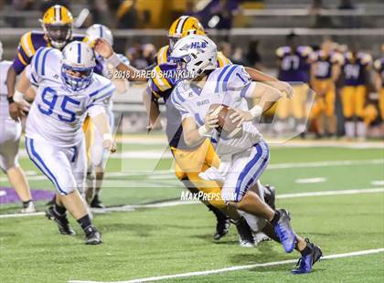 Thumbnail 2 in Bourgeois @ Thibodaux photogallery.