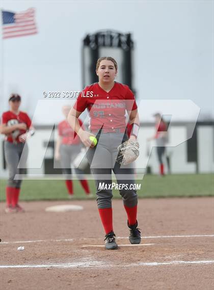 Thumbnail 3 in Westfall vs Amanda-Clearcreek photogallery.
