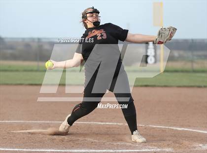 Thumbnail 2 in Westfall vs Amanda-Clearcreek photogallery.