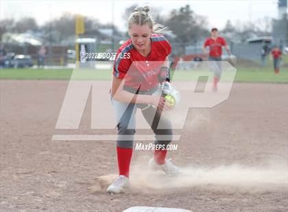 Thumbnail 3 in Westfall vs Amanda-Clearcreek photogallery.