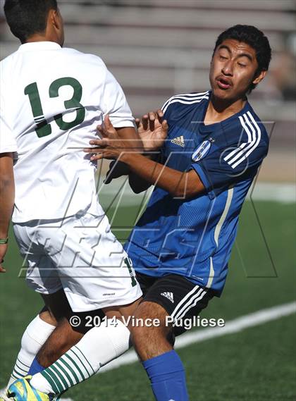 Thumbnail 1 in Canoga Park vs. El Camino Real photogallery.