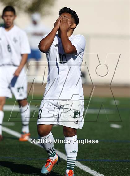 Thumbnail 1 in Canoga Park vs. El Camino Real photogallery.