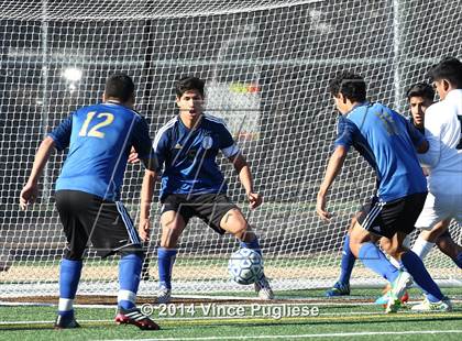 Thumbnail 2 in Canoga Park vs. El Camino Real photogallery.