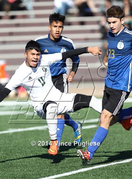 Thumbnail 2 in Canoga Park vs. El Camino Real photogallery.