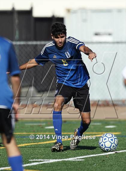 Thumbnail 3 in Canoga Park vs. El Camino Real photogallery.