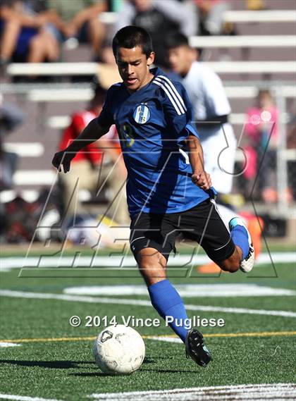 Thumbnail 2 in Canoga Park vs. El Camino Real photogallery.