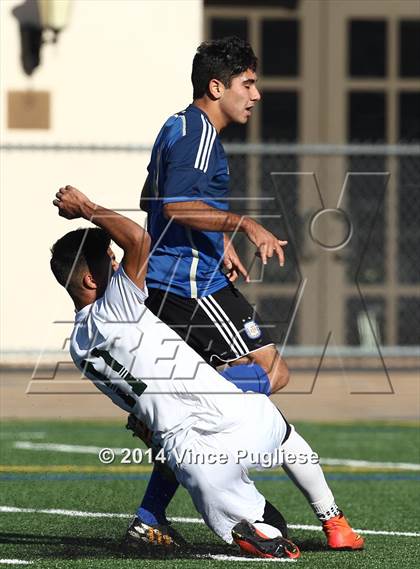Thumbnail 2 in Canoga Park vs. El Camino Real photogallery.