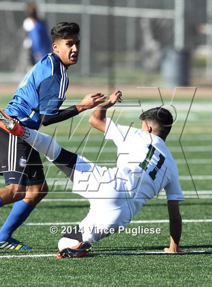 Thumbnail 1 in Canoga Park vs. El Camino Real photogallery.