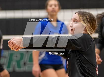 Thumbnail 3 in New Life Camp vs. The Burlington School (Grace Christian School Crusader Classic) photogallery.