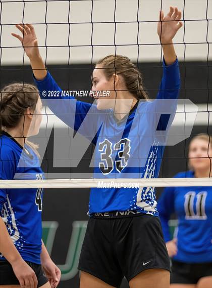 Thumbnail 2 in New Life Camp vs. The Burlington School (Grace Christian School Crusader Classic) photogallery.