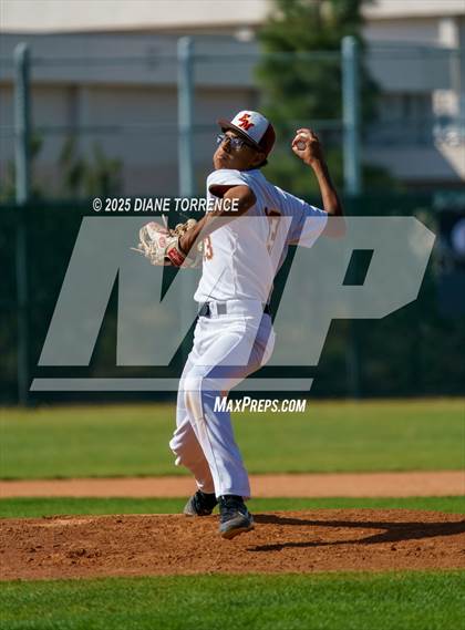 Thumbnail 1 in Foothill @ El Modena photogallery.