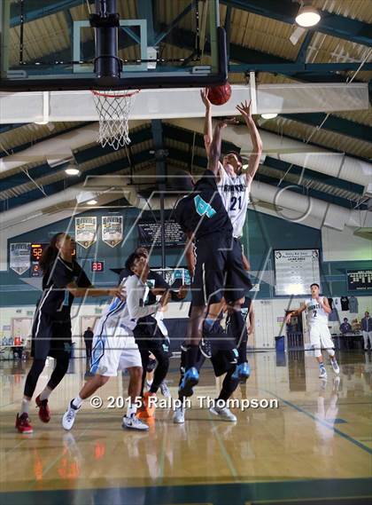Thumbnail 1 in Clovis North vs. Deer Valley (Adidas Challenge) photogallery.