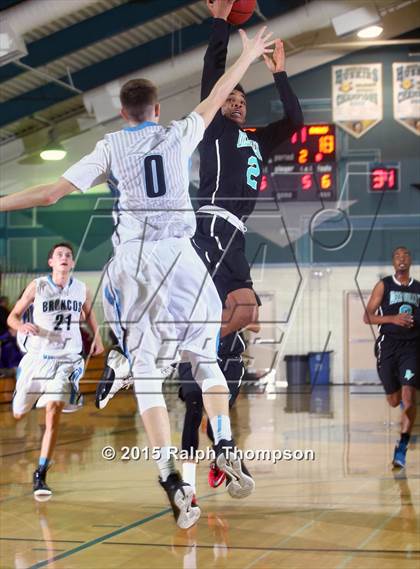 Thumbnail 2 in Clovis North vs. Deer Valley (Adidas Challenge) photogallery.