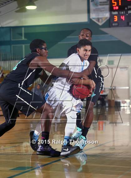 Thumbnail 1 in Clovis North vs. Deer Valley (Adidas Challenge) photogallery.