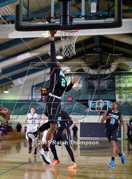 Thumbnail 2 in Clovis North vs. Deer Valley (Adidas Challenge) photogallery.