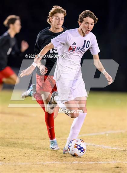 Thumbnail 3 in South Mecklenburg vs. Apex Friendship (NCHSAA 4A Final) photogallery.