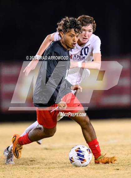 Thumbnail 2 in South Mecklenburg vs. Apex Friendship (NCHSAA 4A Final) photogallery.