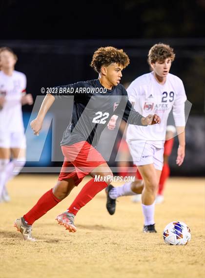 Thumbnail 3 in South Mecklenburg vs. Apex Friendship (NCHSAA 4A Final) photogallery.