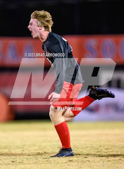 Thumbnail 2 in South Mecklenburg vs. Apex Friendship (NCHSAA 4A Final) photogallery.