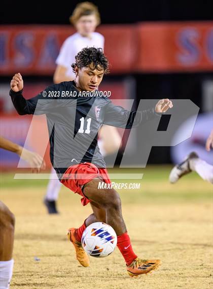 Thumbnail 1 in South Mecklenburg vs. Apex Friendship (NCHSAA 4A Final) photogallery.