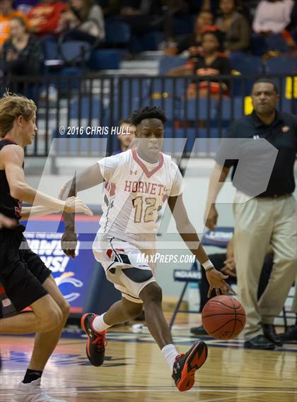 Thumbnail 3 in Salisbury vs. South Rowan (Sam Moir Christmas Classic) photogallery.